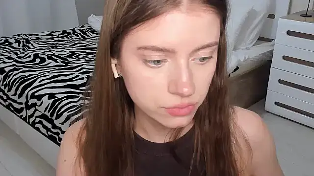 Erica_Kiss Live XXX-chat