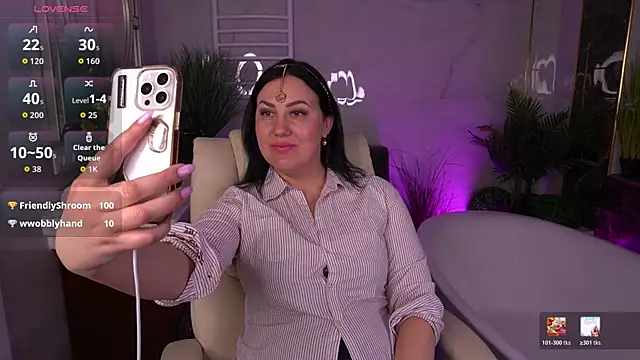 VelvetLuck 现场XXX聊天