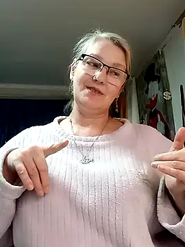 irinamaux 在線直播表演