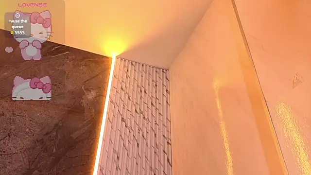 Kitty_fox_b élő XXX-chatje