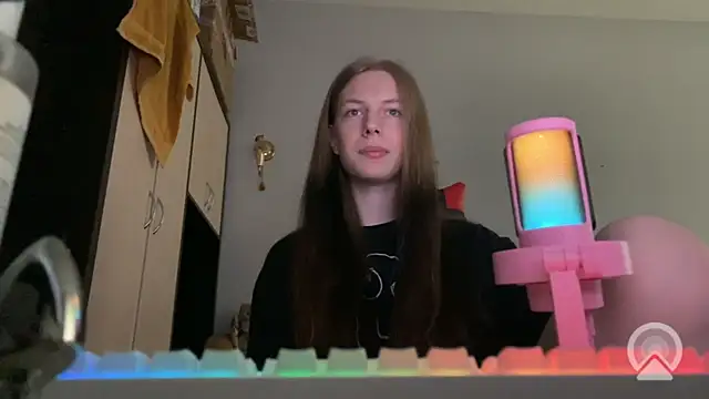 britneylovely: онлайн-секс-чат