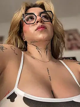 CarolQueen1_ Chat XXX in diretta