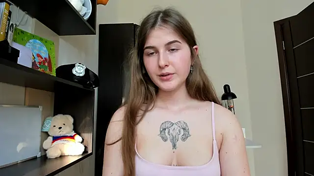 OhMyAlice: απευθείας συνομιλία ΧΧΧ