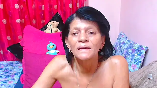 دردشة SLUTTYROXY الجنسية المباشرة