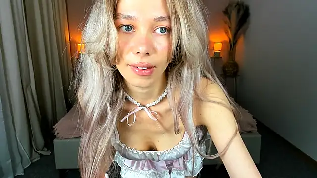 LuluAlis 现场XXX聊天