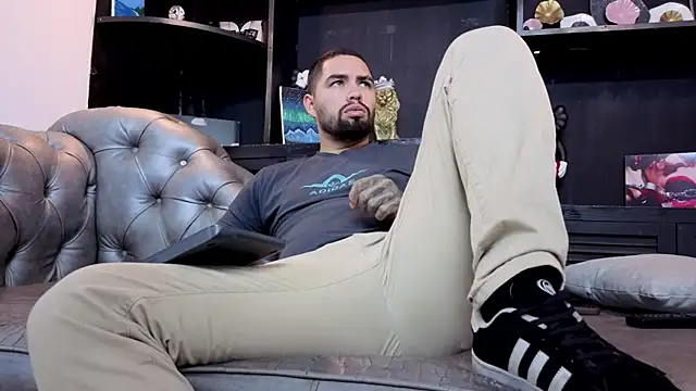 matteosantos' Live XXX Chat