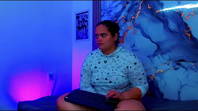 brunnette_hot: απευθείας συνομιλία ΧΧΧ