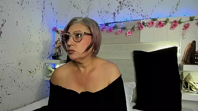 JaddeWalker élő XXX-chatje