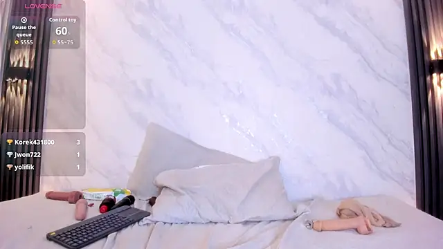 ainaah_ Live XXX-Chat