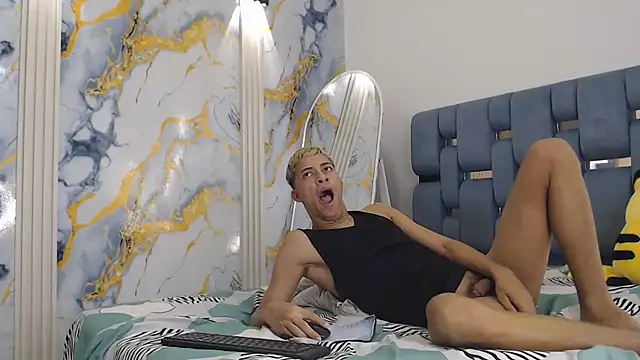 XXX chat uživo modela GOLD_BOYS