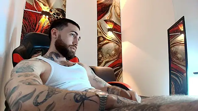 Pokazy przed kamerką – Luke_davis01