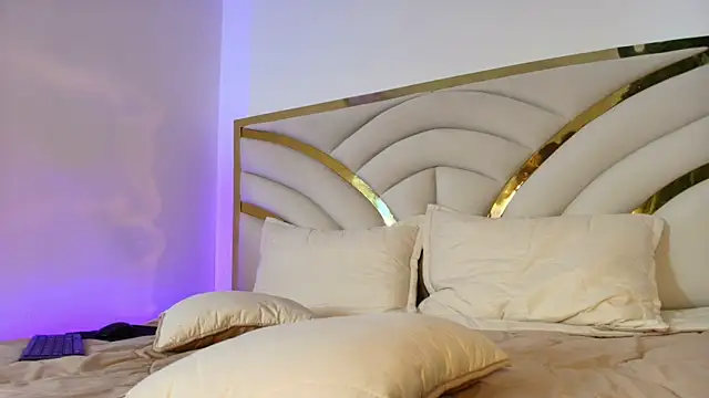 Milo_Storm Webcam show