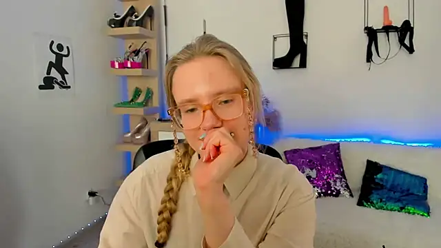 Chat XXX en directo de NancyHottie