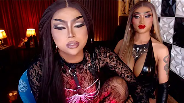 IndestructibleLily Pertunjukan Webcam