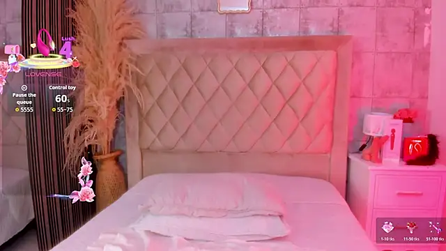 CleoFoxx_ Adlı Modelin Canlı XXX Sohbeti