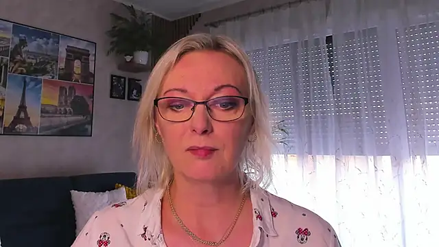 vanessa_chat – Kamerová šou