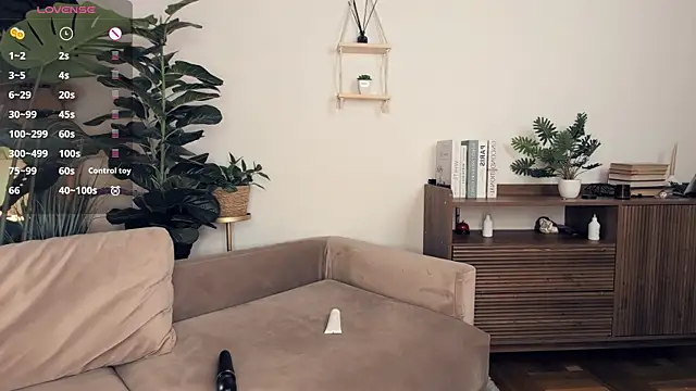 LaureMestler Webcam Show