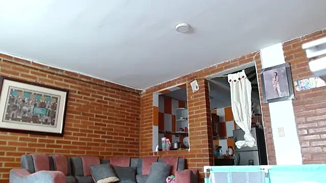 Lia_rouse04のライブXXXチャット