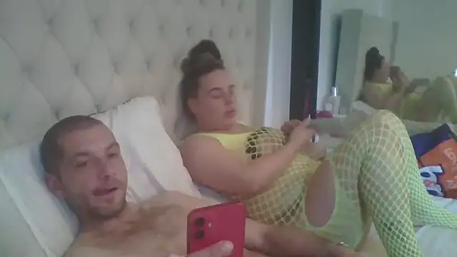 Kinkycouple142n Webbikameraesitys