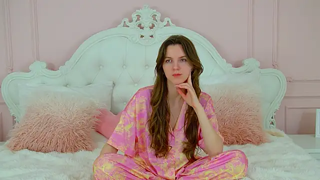 AmaliaLima Adlı Modelin Canlı XXX Sohbeti