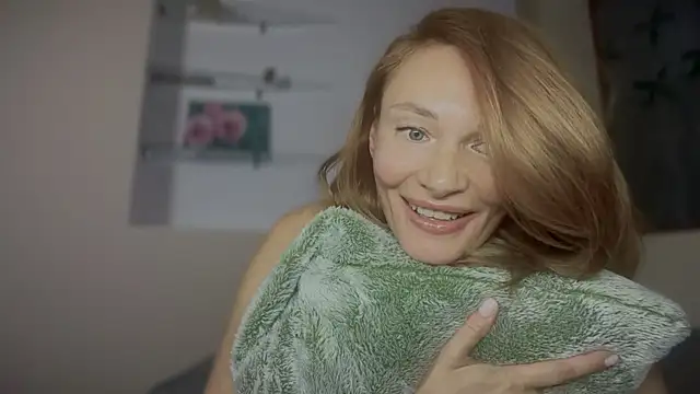 MistyBarnes: онлайн-секс-чат