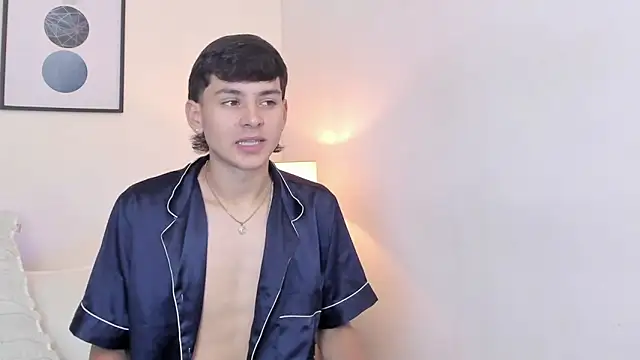 Chat +18 de mykelcano ao vivo