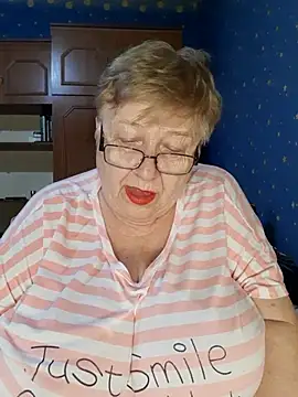 Pertunjukan Kamera Web Lena_Gaby