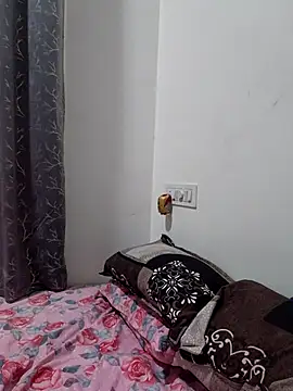 Aarti909090 Webcam show