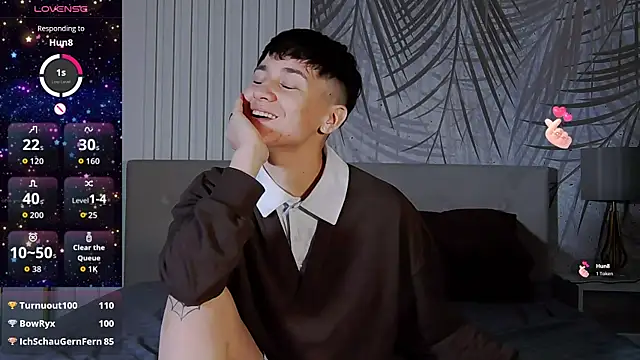 ravenryx 即時 XXX 聊天