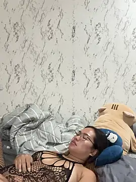 Ponthip 现场XXX聊天