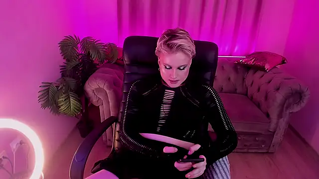 cumboydoll – Kamerová šou