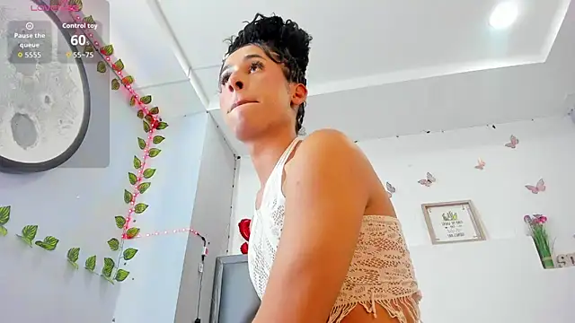 Michel_Flores Pertunjukan Webcam