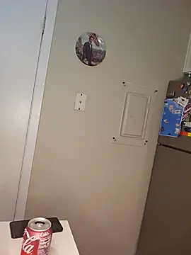 XXX chat uživo modela FrankieFuckMe