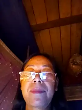 Ari-Na9's Webcam Show