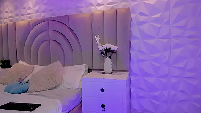 miah_bellmont Webcam show