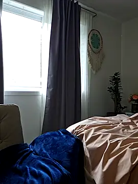 Ellie-Elizabeth: онлайн-секс-чат