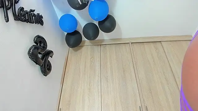 Austin_Bitch webkamerás műsora