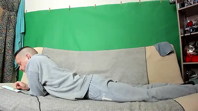 viraglaci18@xh Adlı Modelin Web Kamerası Şovu