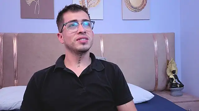 Tommas_Jhonsonのウェブカメラショー