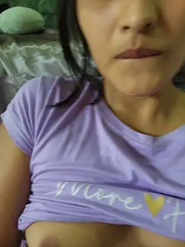 Chat +18 de Rumy_2005 ao vivo