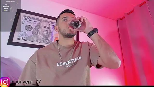 nico_riveraのライブXXXチャット