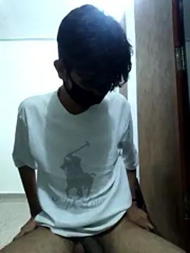 its_coco72 Pertunjukan Webcam