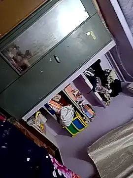 maddy3108's Webcam Show