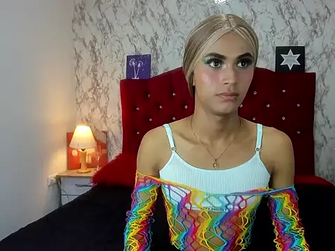 Alejandra_and_James_のウェブカメラショー