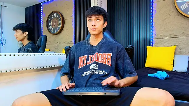 Lean_Portman Webcam-Show