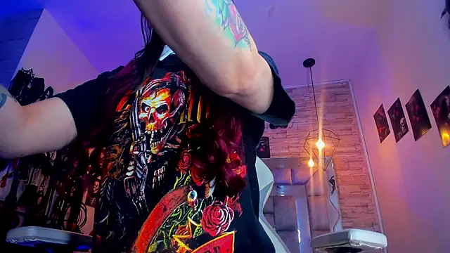 Онлайн чат XXX Evangelinejoness_