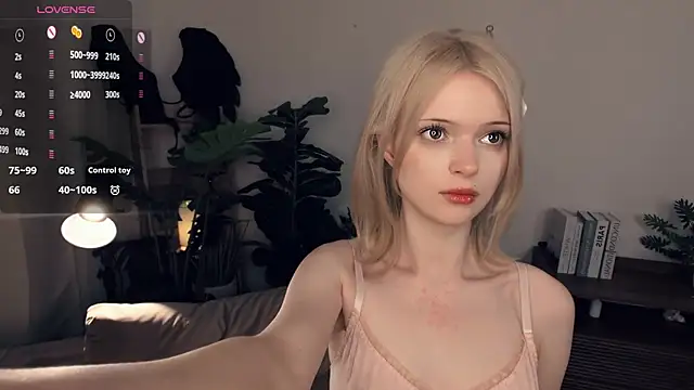 LaureMestler élő XXX-chatje