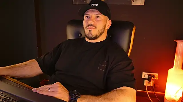 AngeloEric Obrolan Langsung XXX