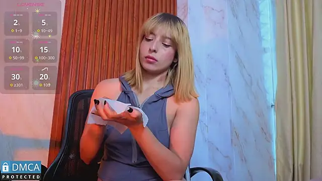 nena_cupcake_: онлайн-секс-чат