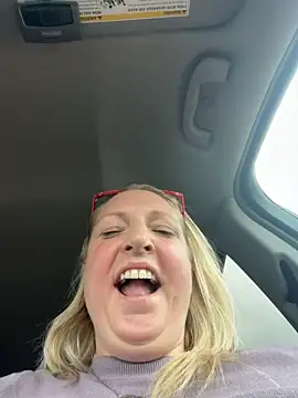 sweetkacibaby's Live XXX Chat